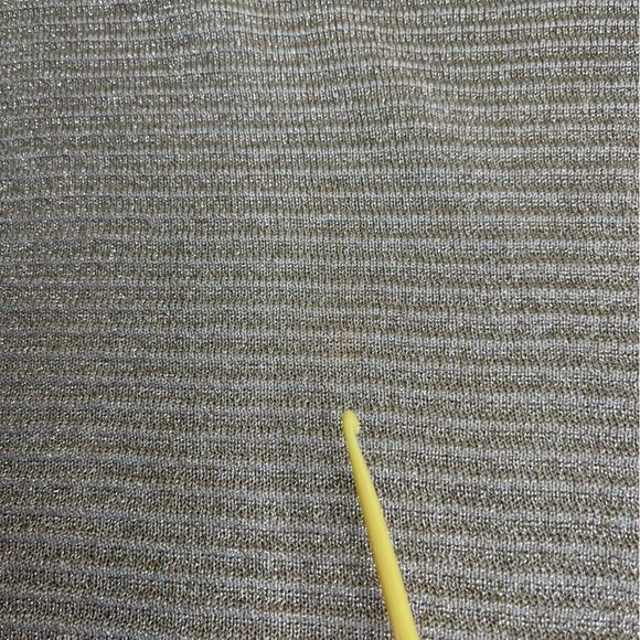 Vintage Talbots Gold Metallic Long Sleeve Button Neck Tunic Womens Medium FLAWS - Picture 10 of 16